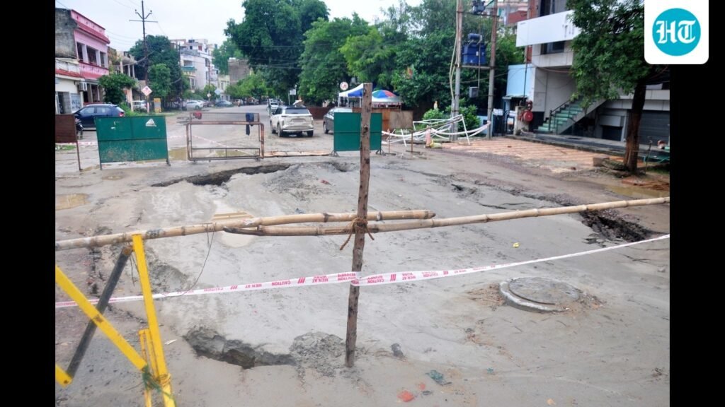 Choked and overflowing: 1,383 drain-sewer blockage points in Lucknow network