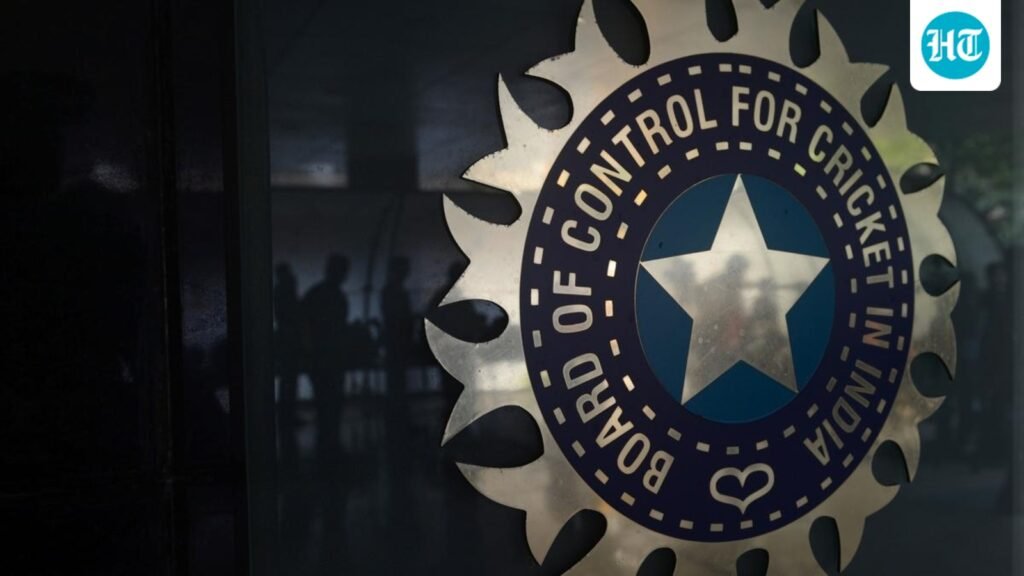 BCCI cracks down on Tamil Nadu Ranji player with Rs.1 lakh fine, TNPL ban after mobile phone found in restricted area