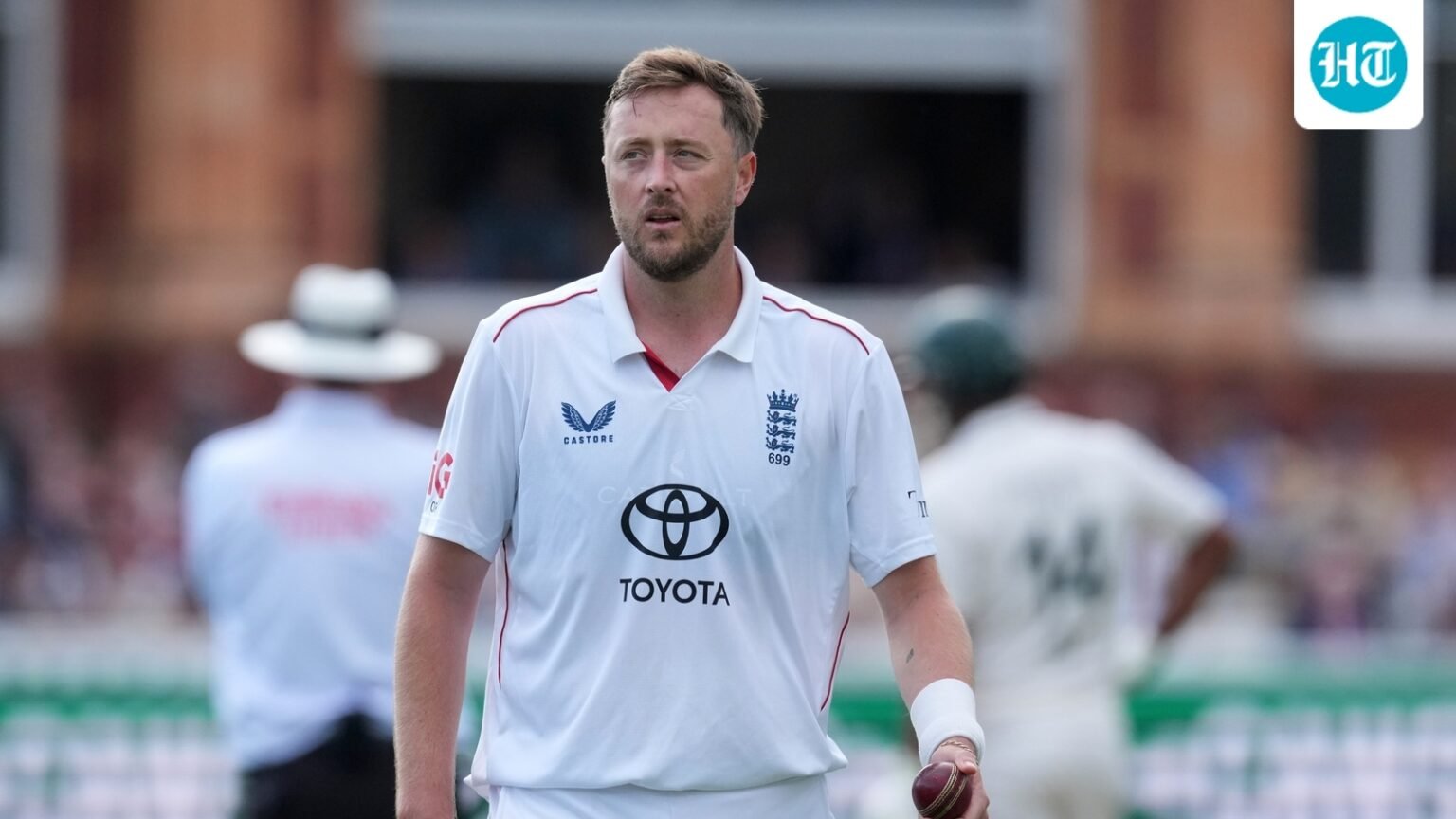 Ollie Robinson wreaks havoc as Pakistan collapse in second Test; England extend lead at Lord’s