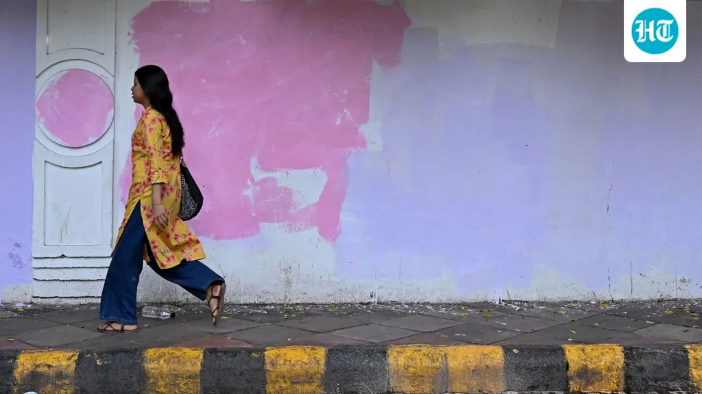 Women seldom receive the solidarity they extend