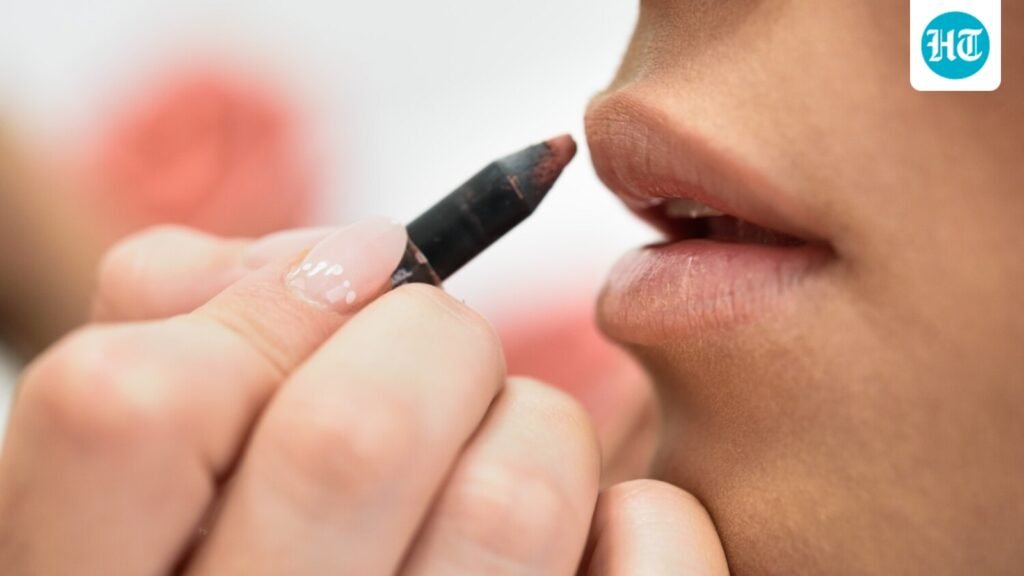 Lip Liner Guide: Why do we keep asking you not to mis it, and how to use it
