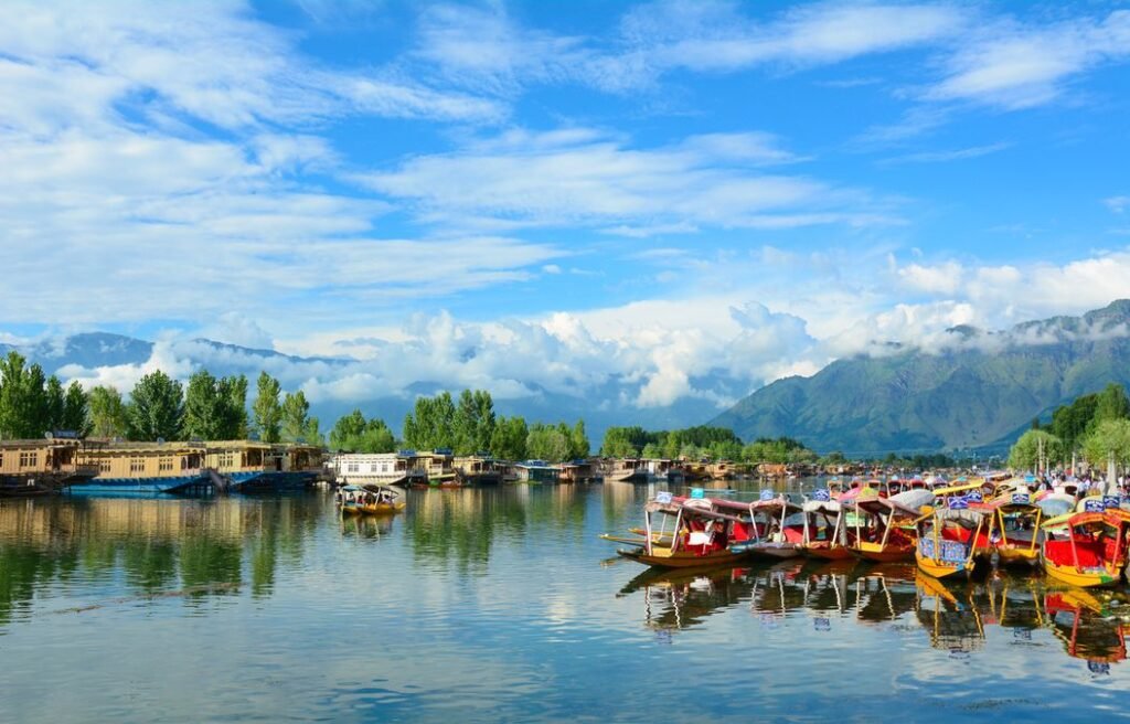 J&K to expand homestay tourism