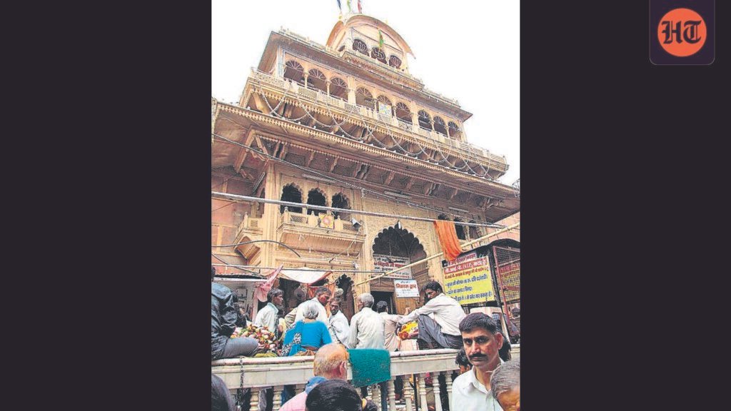 Banke Behari temple: Panel managing temple mulls enhancing time of Darshan
