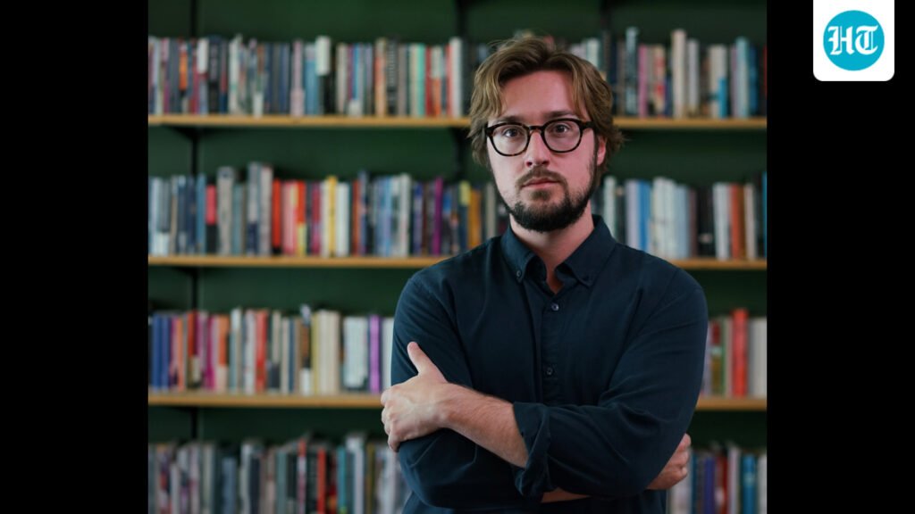 When a bathroom becomes a prison cell: Wknd speaks to author Kenan Orhan