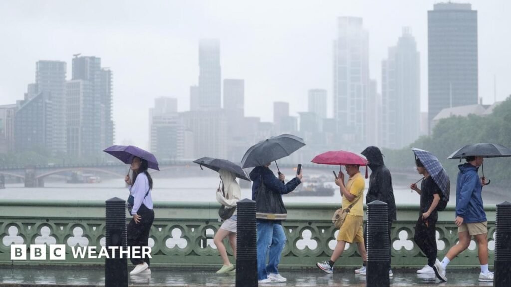 UK weather: Thunderstorms could bring risk of flash flooding
