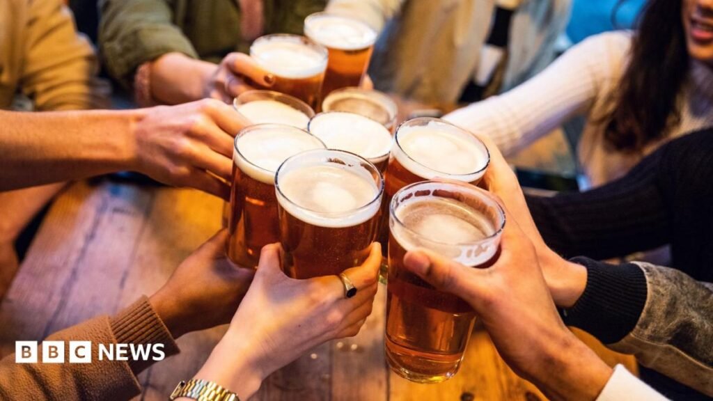 Changing pubs into offices or homes to be made harder under new rules