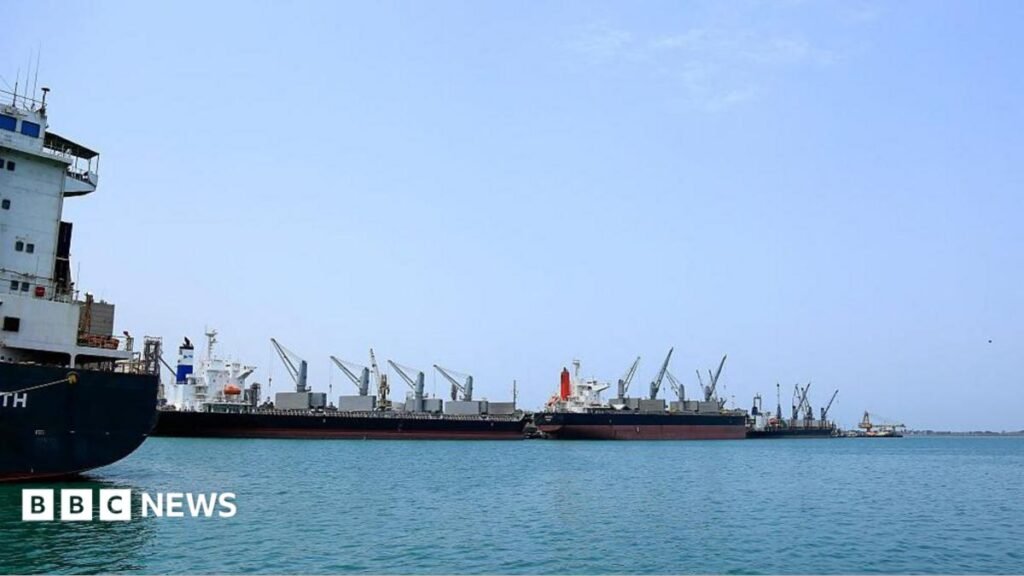 Projectile sinks Indian-flagged ship off Yemen coast