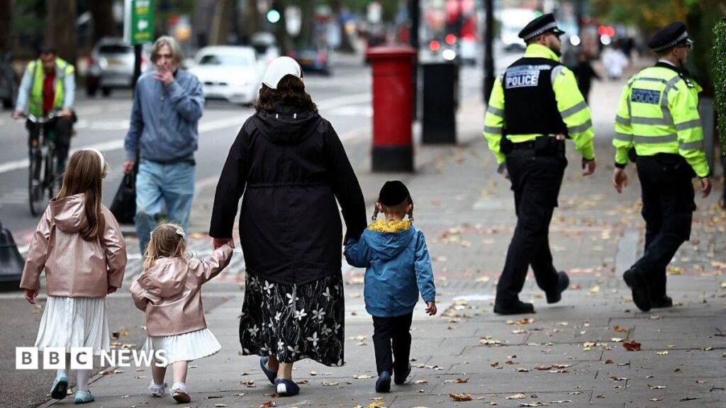 Jewish headteachers ‘spend more time on security than teaching’
