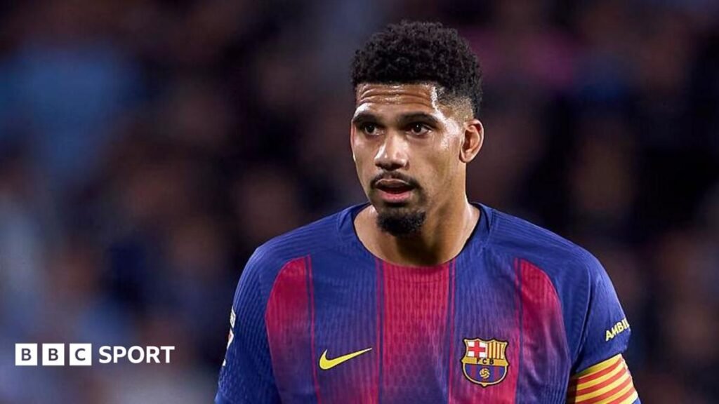 Ronald Araujo: Liverpool sign Barcelona centre-back on season-long loan