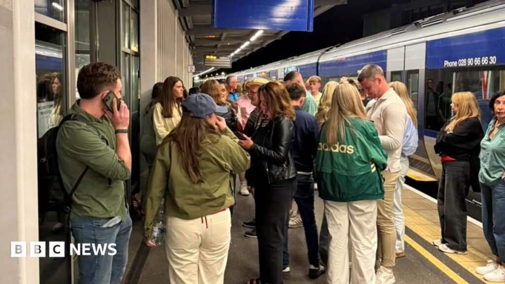Newry: Passengers ‘stranded’ at locked train station