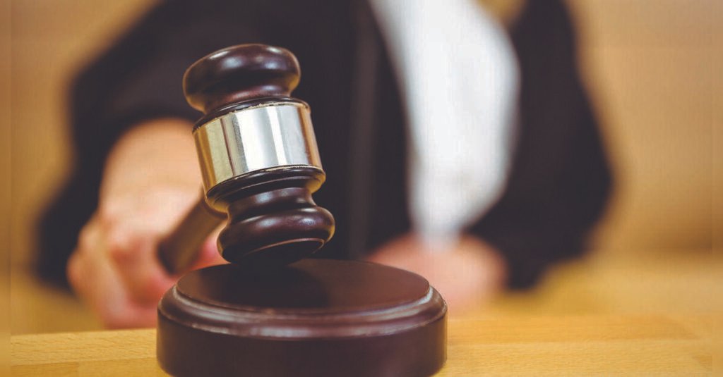 Rs 5 Lakh Compensation for Pune Sweet Shop License Dispute, ETLegalWorld
