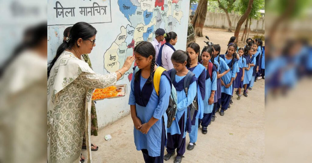 Parliamentary Panel Proposes Unified Regulatory Framework for Education Boards in India, ETEducation