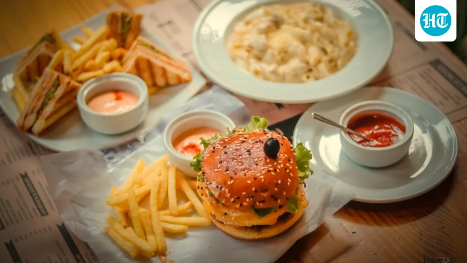 From street food to cut fruits: 7 everyday foods that may increase food poisoning risk during monsoon