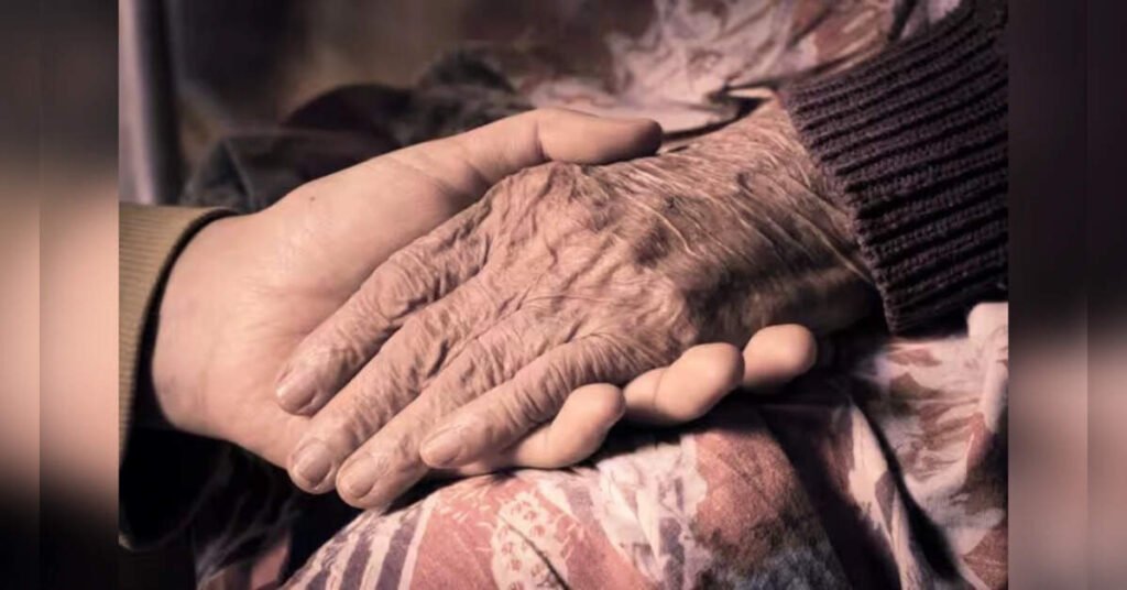 Tamil Nadu Launches Groundbreaking Health Insurance for 38 Lakh Elderly Residents, ETHealthworld