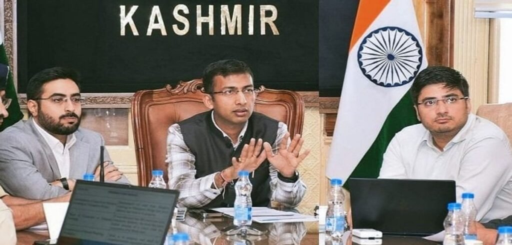 Div Com Kashmir chairs High-Level Meeting on Traffic Management System