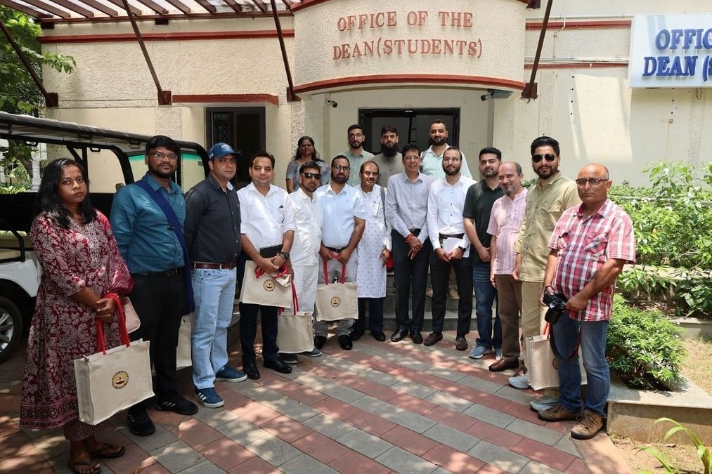 Kashmir media delegation visits IIT Madras