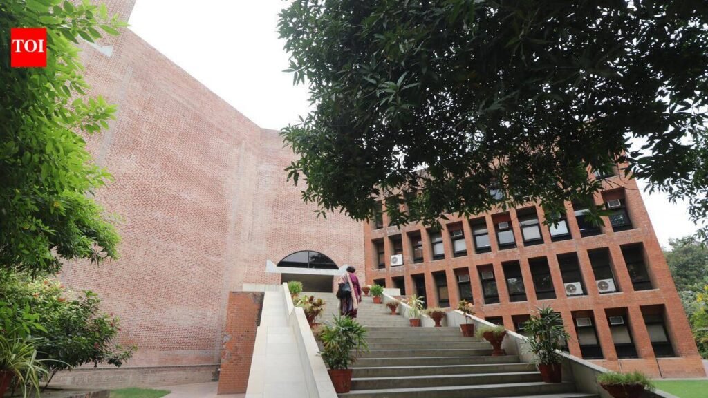 IIM-A’s int’l MEP hits record $243,000 | Ahmedabad News