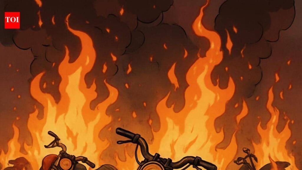 Youth arrested for torching two bikes | Mysuru News