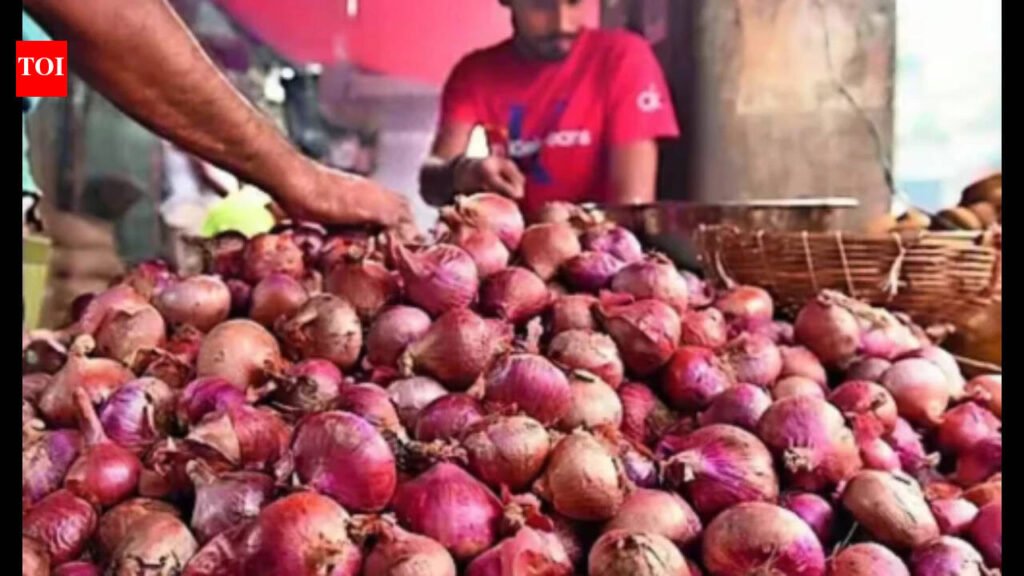 Tamil Nadu to sell onions at Rs 35 per kg through urban ration shops | Chennai News