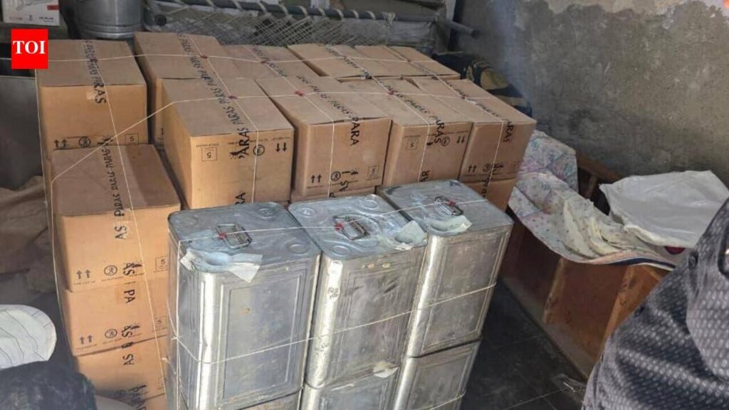 One held at spurious ghee making unit in Porbandar | Rajkot News