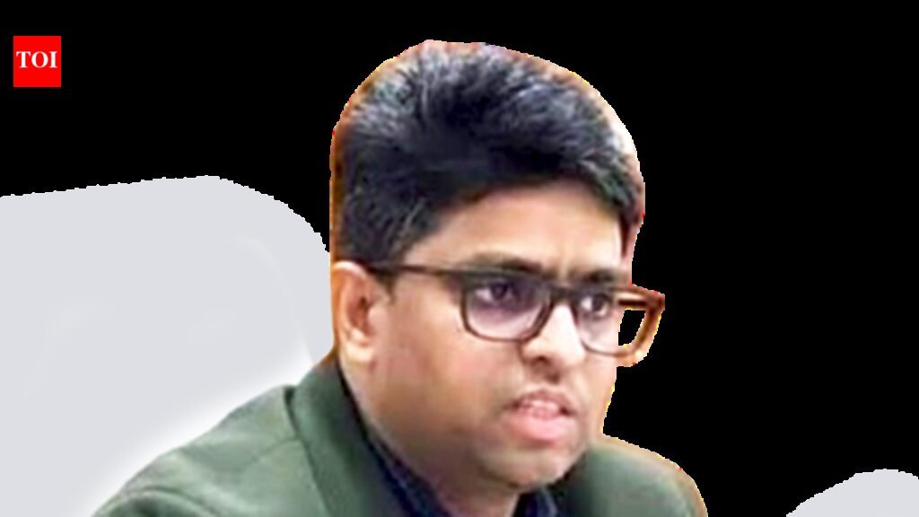 Basti driving licence scam: 2 officials face action | Lucknow News