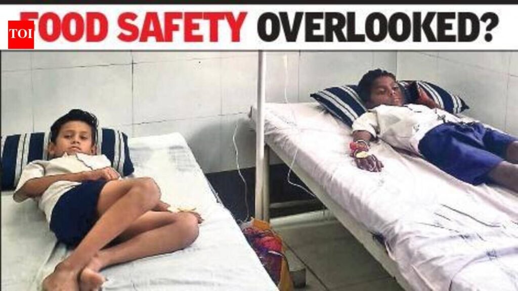 Lizard In Food, 31 Ashram School Students Fall Sick | Nagpur News