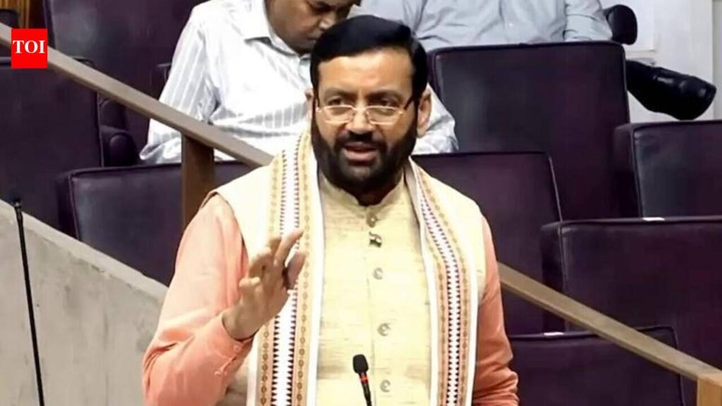 Saini slams Congress over Assembly scuffle, seeks apology | Chandigarh News