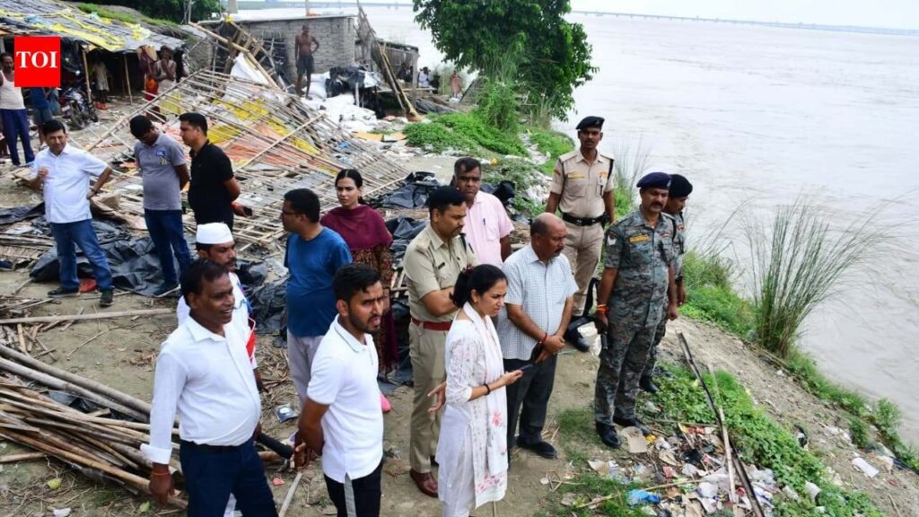 District administration steps up efforts to protect Ganga embankments | Patna News