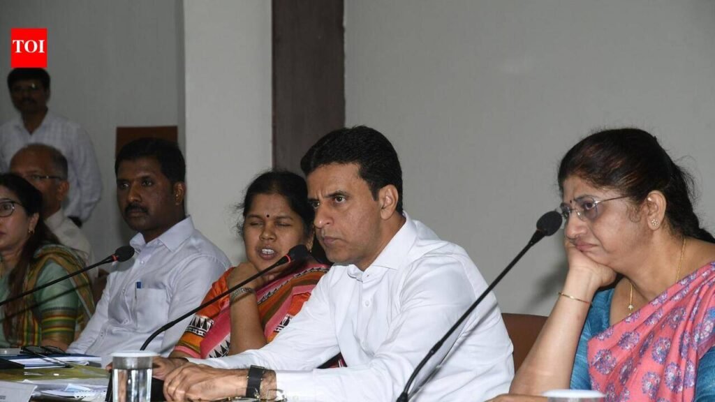 Min orders raids to curb sugar hoarding | Mysuru News