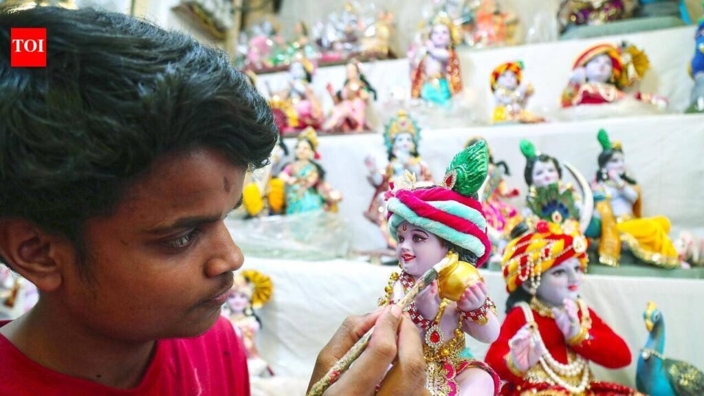 Traffic officials asked to inspect city temples in view of Janmashtami festival | Kanpur News