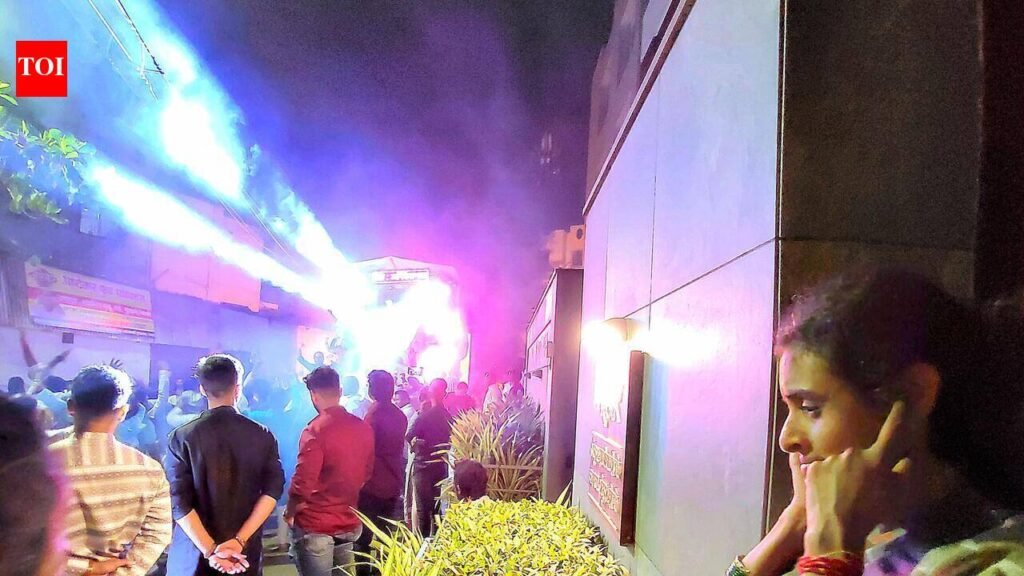 Row over DJs during festivals in Maharashtra: Shiv Sena minister backs ‘sound,’ 2 other mantris want it shut out | Mumbai News