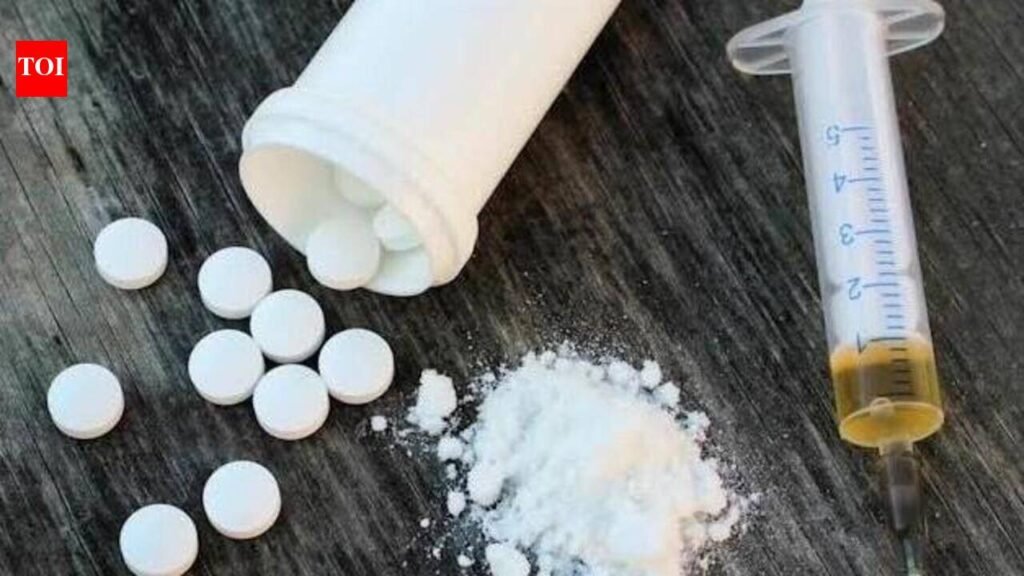 Narcotics consignment busted in Chandauli, heroin worth ₹2.1cr seized | Lucknow News
