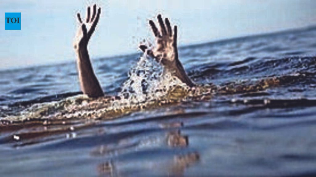 Two Class 10 students drown in Ganga | Prayagraj News