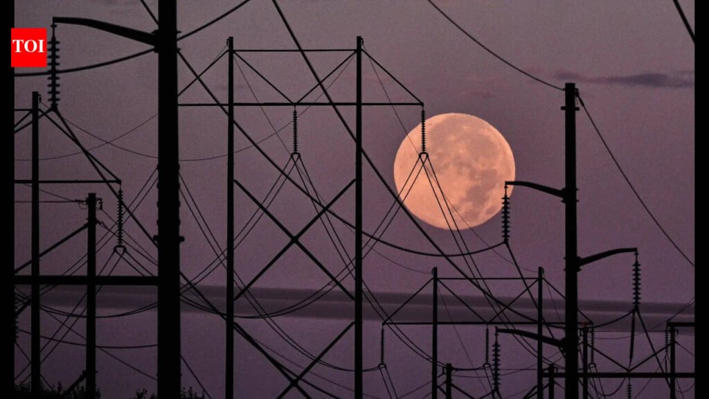 What is a Harvest Moon? A student’s guide to September’s full moon