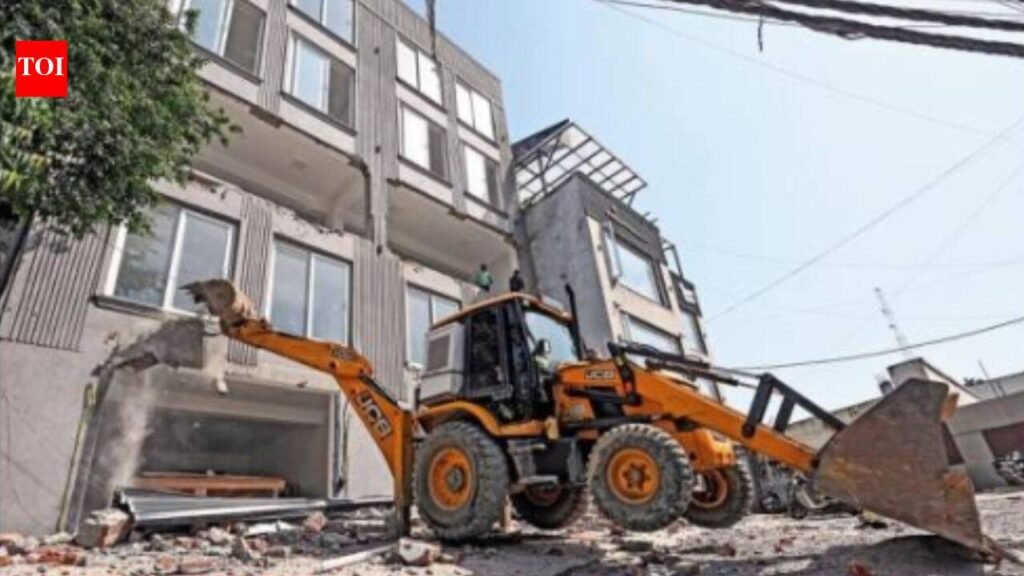 Delhi Building Collapse: MCD intensifies crackdown on illegal fifth floors and dangerous structures | Delhi News