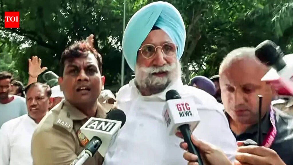 ‘Senior Punjab cops in touch with gangsters’: MP Sukhjinder Singh Randhawa demands call record probe | Chandigarh News