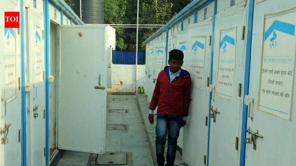 Contractor sacked for poor upkeep of public toilets in Manesar | Gurgaon News