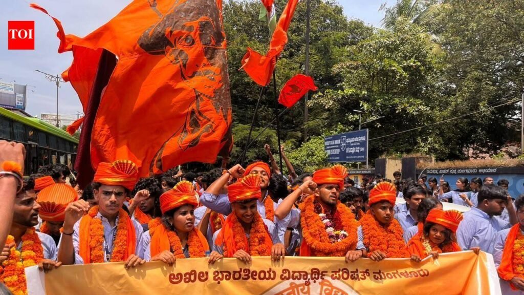 ABVP-backed candidates win University College union polls; NSUI demands action against principal | Mangaluru News