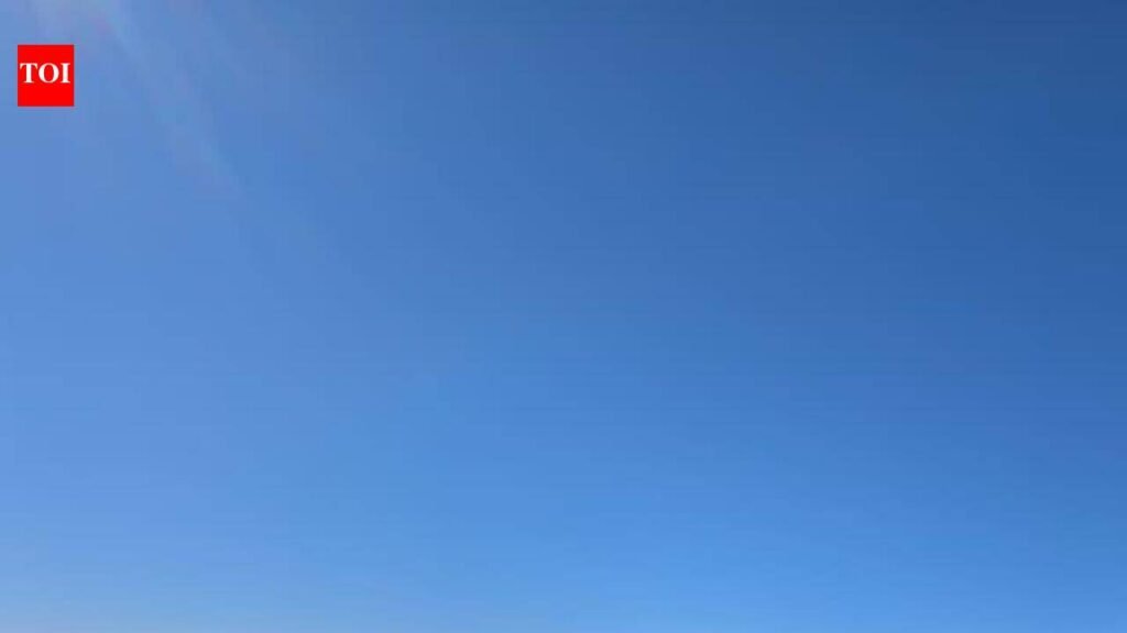NCR’s Soniya Kushwaha successfully summits 23,200-ft Mount Kun | Prayagraj News