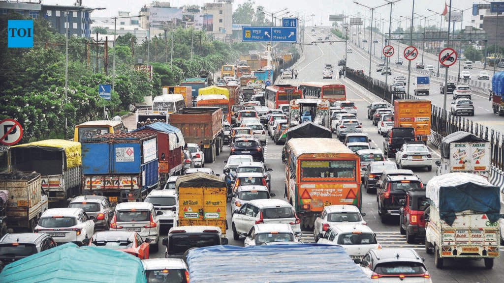 Speed kills: NH-9 in Gzb saw 87 deaths in 171 crashes in 3 years | Noida News