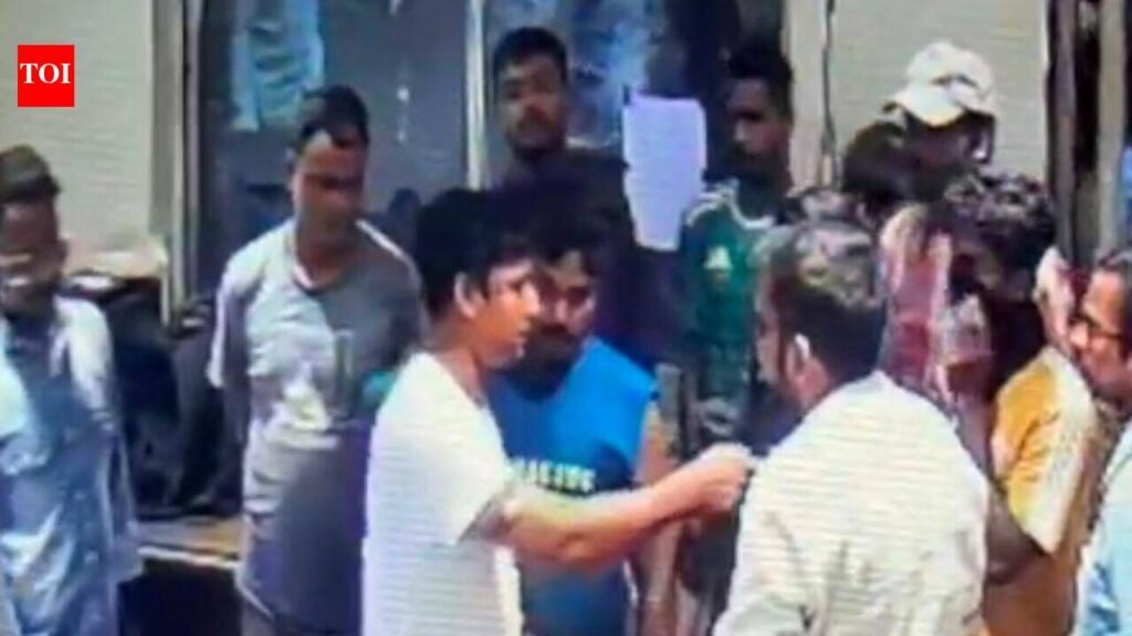 Job demand ends in violence at Dum Dum factory | Kolkata News