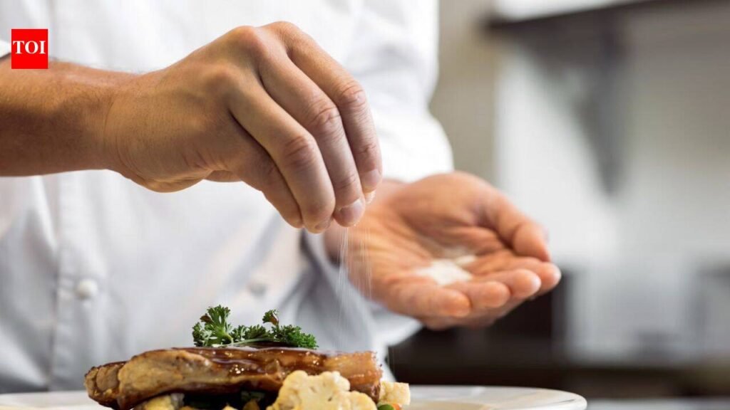 Why chefs don’t add salt all at once: The surprising cooking rule behind better flavour