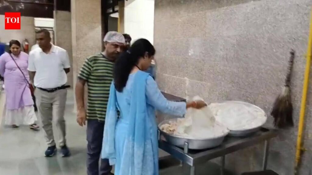 SMC inspects hostel kitchens across city institutes | Surat News