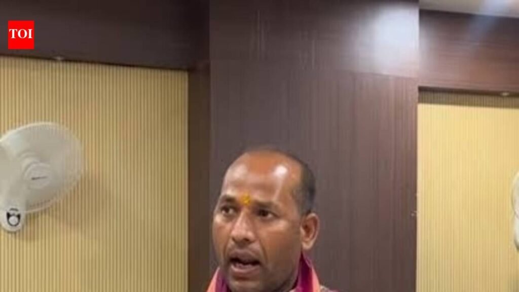 Hazaribag mayor plans crackdown on unsafe hostels, apartments | Ranchi News