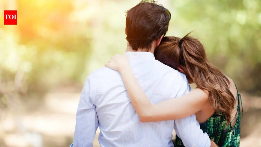 5 things couples should keep private even from their closest friends