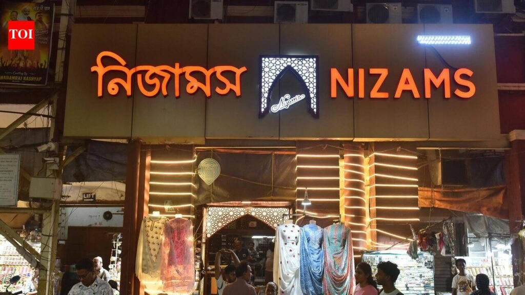 10 restaurants get reopen nod, green signal likely for 12 others | Kolkata News