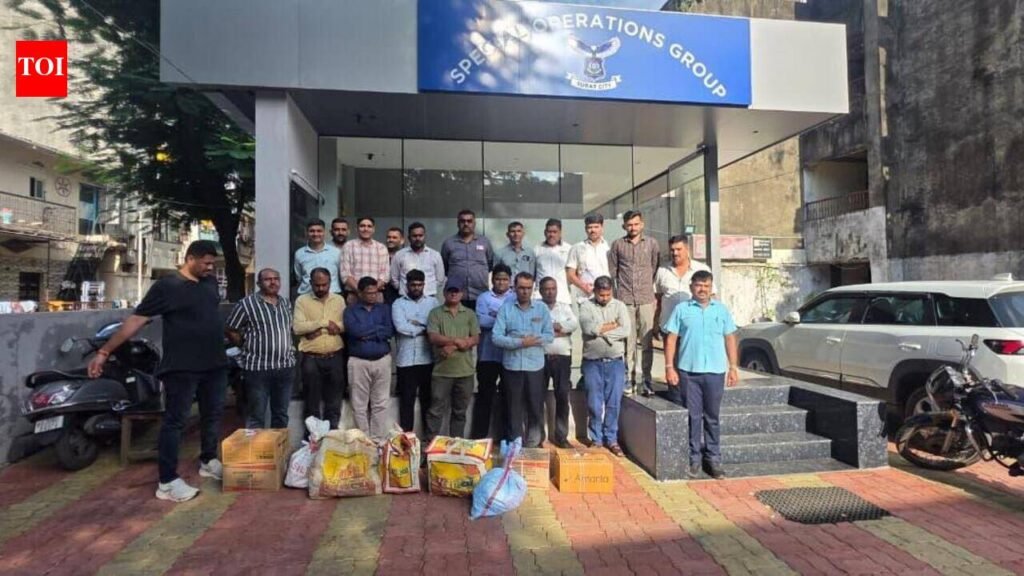 8 quacks caught running clinics in Pandesara | Surat News