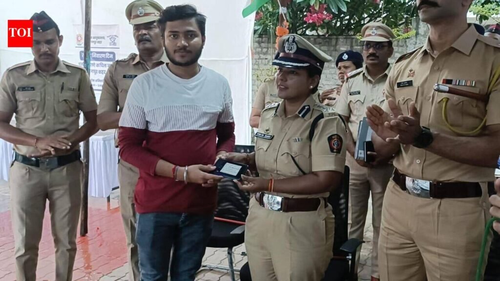 Cops recover phone lost in train 4 years ago from West Bengal | Nagpur News
