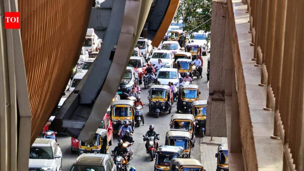 Rs 22 Metro fare, Rs 180 to reach Ramwadi station: Vimannagar residents flag last-mile gap, demand feeder service | Pune News
