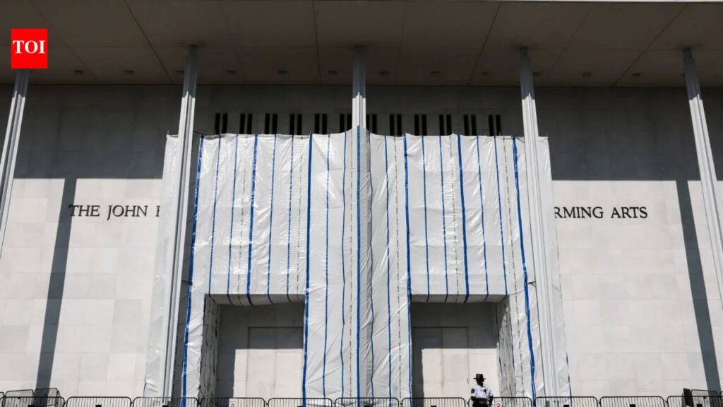 US judge orders Kennedy Center to give 30-day notice before major changes, including demolition